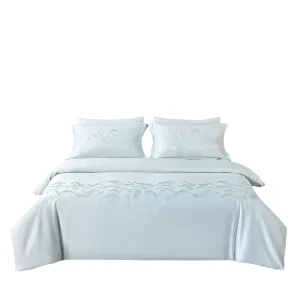 100% Cotton 350Gsm Polyester Fillings Two Soft Pillowcases Wrinkle Resistant Embroidery 3 Pcs Comforter Set
