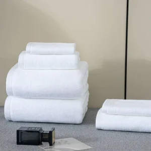 100% Cotton Bath Towel Set 4pcs, Large Bath Sheet 70×140 CM, Soft, Highly Absorbent, Solid Pattern