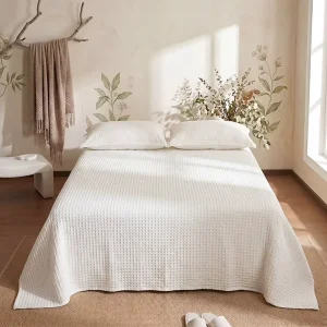 100% Cotton Bed Blanket Breathable Single Bed Size Soft Waffle Blanket Perfect for Layering Any Bed Suitable for All Seasons