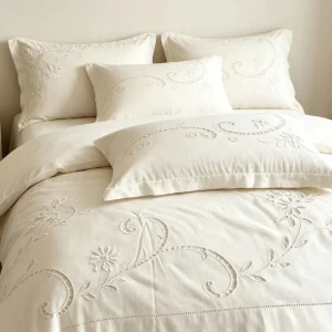 100% Cotton Floral Embroidery King Size Duvet Cover Four Piece Bedding Set Soft Breathable 4 Pcs for Home Use