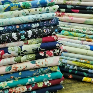 100% Cotton Poplin Woven Floral Cartoon Printed Fabric for Baby Girls Dresses Skirts Shirts Suits