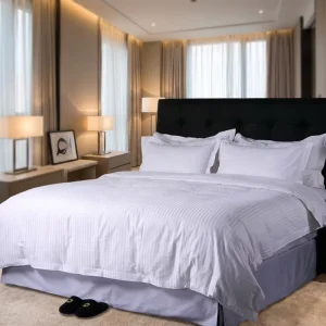 100% Cotton Woven Plain Dyed European Style Four Seasons Hotel Bedding Set Custom Queen Comforter Sheets Goose