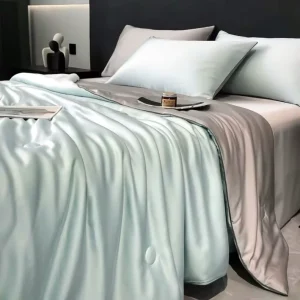 100 LYOCELL Silk Summer Quilt Solid Color Smooth Ice Cooling Comforter Silky Blanket Soft Cool Summer Blanket for Bed