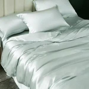 100% Mulberry Silk Four Piece Summer Bedding Set Modern Quilt Covers Pillowcases Bed Sheets for All Seasons