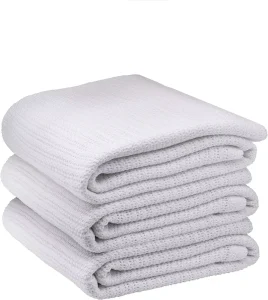100% Polyester Comfortable and Warm Hospital Thermal Throw Quilt Blankets White