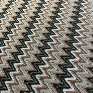 100% Polyester Knitted Lace Fabric