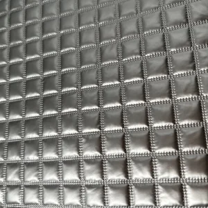 100% Polyester Quilted Winter Jacket Fabric with Dyed Pattern and Knitted Techniques for Upholstery or Home Use