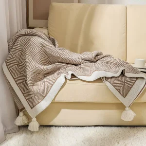 100% Polyester Throw Blanket Wool like Knitted Portable for Car Four Seasons Sofa Decorative Blanket Embroidered Back Word