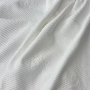 100% Polyester White Factory Direct Customizable Knitted Jacquard Home Textile Soft Mattress Cover Fabric 300g