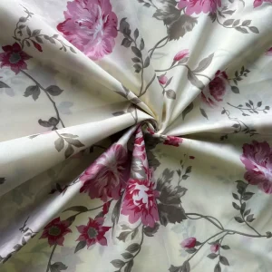 100% Polyester Woven Microfiber Fabric Flower Printed Waterproof Lightweight Bedsheet Curtain Fabric for Home Textile