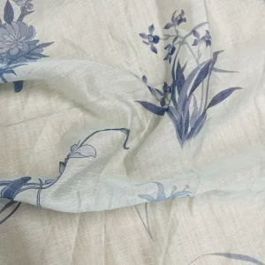 100% Rayon/Viscose Animal Pattern Woven Voile Fabric Lightweight 120 GSM Breathable Soft High Quality for Women’s Clothing