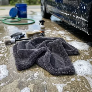 1200GSM 1400GSM 40x40cm 60*90cm Streak free Premium Towel Custom Microfiber Fabrics Double layer Twisted Braid Car Towels
