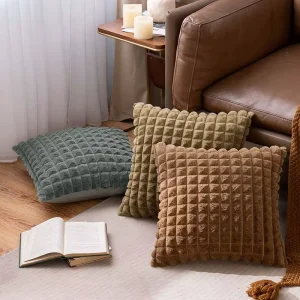 18×18 Inch Soft Stripe Faux Fur Pillow Cushion Decorative Faux Fur Throw Pillow Cover for Sofa Couch