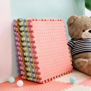 1cm Thickness Waterproof Eco Friendly Durable Non Toxic EVA Interlocking Foam 60x60cm Three Leaf Pattern Non Slip Foldable Mat