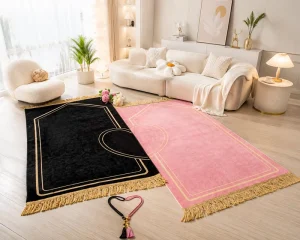2 Pcs Muslim Couple Prayer Rug Set Heart Design Pink and Black Travel Mat Soft Velvet Mat Wedding Birthday