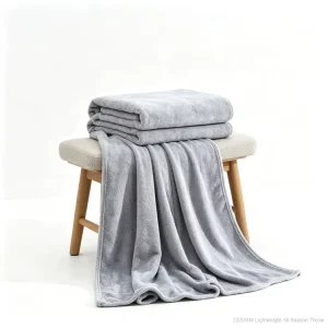 210GSM Solid Color Flannel Throw Blanket 50 X 60 Inch Lightweight All Season Air Conditioning Blanket for Office Nap Fast Ship