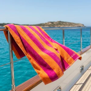 250gsm Microfiber Sand Free Beach Towel Custom Logo Super Absorbent Thick Microfiber Pool Towel