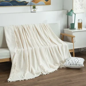 280GSM king Queen Solid Soft Warm Custom Luxury Fleece Flannel Polyester Bed Blankets Throws with Tassel for Winter