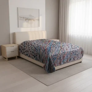 2Ply 220x240CM Embossed Eco Friendly Anti Bacteria Solid Customizable Polyester Raschel Blanket European American Style Four