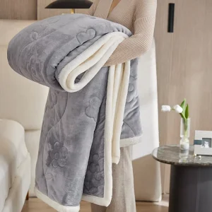 3 Layer Quilted Milk Velvet Throw Blanket Double Sided Arctic Fleece Bed Cover Anti Shed Fabric Bedroom Sofa Decorative Winter