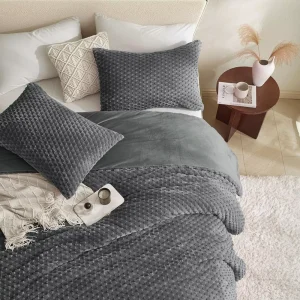 3 Pieces Fluffy Comforter Set Ultra Soft Pink Flannel Thick Comforter Luxury Warm for Winter and Fall Cozy Fuzzy Bedding Set