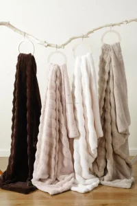 30*36 Inch Luxury Double Side Layer Soft Pumpkin Ruched Spandex Bubble Faux Fur Rabbit Fake Throw Blankets for Winter