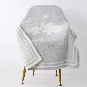 30*40 Compliance Requirement OEM/ODM Customization Knitted Throw Blankets for Birthday Gift