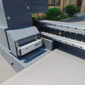 3325 UV Flatbed Printer Large Format Machine for High Value Personalized Gifts and Corporate Awards