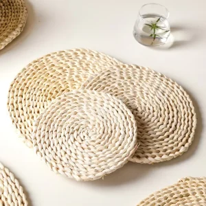 38cm Handmade Round Corn Husk Placemat for Dinning Table Decoration