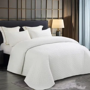 3pcs King Size Velvet Fabric Eco Friendly American Style Bedspread Quilt Polyester Bedding Set Pillowcase Solid Color