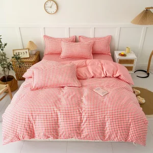 4-Piece Duvet Cover Set Solid Color Polyester Fiber Bedding Including Fitted Sheet and Quilt Comforter