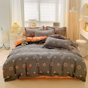 4 Pieces Designer Bedding Set Customized Polyester Home Duvet Cover Sets Bed Sheet Set King Size Set in Stock