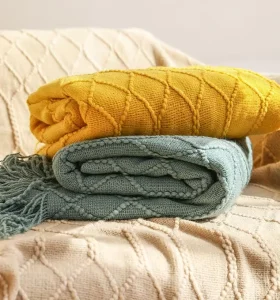 50*60In Soft Chair Sofa Eco Friendly All Season Modern Lightweight Solid Acrylic Knitted Throw Blanket with Tassel