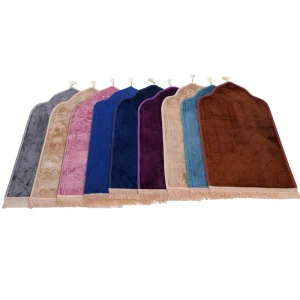 65X110CM Sharp Raschel Muslim Prayer Mat Pointed Arch Raschel Prayer Rug Soft Thick Muslim Sajadah with Mihrab Design