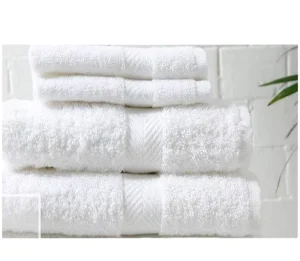 70 * 140 cm White Hotel Towels and Bath Sheets in 550GSM White Terry Towelling