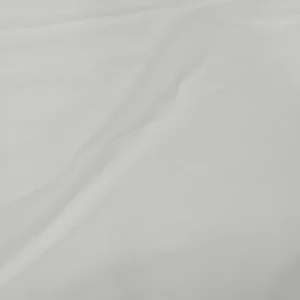 75D 190T Lightweight 100% Polyester Anti-Pill Taffeta Fabric for Coats and Down Jacket Lining