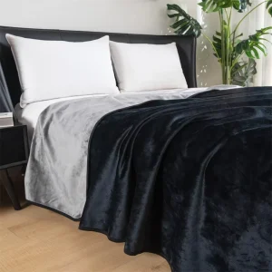Absorbent Sex Play Fun Velvet Sheet Cozy Intimacy Throw Waterproof Squirt Throw Blanket for Couple