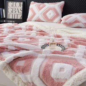 All Season Anti Dust Mite Double Layer Lamb Fleece Blanket 100 Polyester Geometric Jacquard Embroidery Warm Office Nap Cover