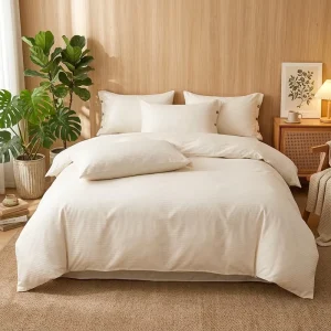 All Seasons Soft Microfiber Solid Color Bedding Set for Daily Home Bedroom Use with Skin-friendly Polyester 4pcs
