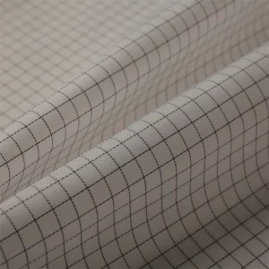 Anti static and Dust proof Functional Polyester Textile Fabric with 75D Two thirds Twill Black Silk Check