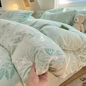 Autumn Winter Milk Velvet Coral Fleece Flannel Bed Sheet and Duvet Cover Thickened Winter Bedding Set 4pcs