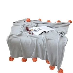 Bed Custom Eco-Friendly Super Soft Sofa 100% Cotton Knitted Throw Blankets with Pompoms OEKO-TEX Certified All-Season Use