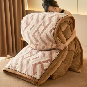 Bedding Duvet Set ( Duvet Cover + Quilts Inner) Home Flannel Fleece Jacquard Warm Thicken 2pcs set Washable Plush Comforter Set