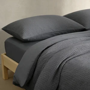 Bespoke Service Custom Pantone Seersucker Luxury Hotel Quality Eco friendly GRS Comforter Set OEKO TEX Certified Global Sou