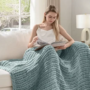 BestSell 100% Handmade Chenille Knit Throw Eco friendly Soft Thick Chunky Chenille Knitted Blanket
