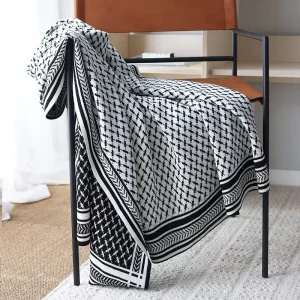 Black & White Geometric Acrylic Knit Throw Blanket Soft Decorative Throw for Sofa Bed