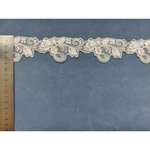 Breathable Embroidered Narrow Striped Knitted Polyester Fabric Custom Width Girls Wedding Dress Sleepwear Underwear Home Curtain
