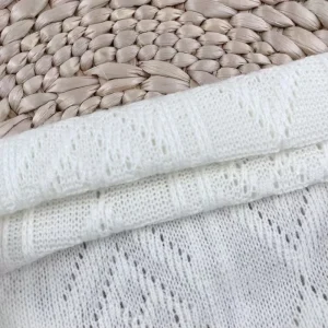 Bulky Jacquard Knit Fabric for Women’s Autumn Spring Wear Jackets Short Sleeves and Dresses