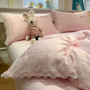 Butterfly Layce Patchwork 3pc Comforter Set Bedding Comforter Polyester Simple Elegent French Light Luxury Style