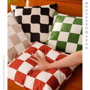 Checkerboard Pattern Print Throw Pillow Cover Soft Velvet Checkered Pillow Case